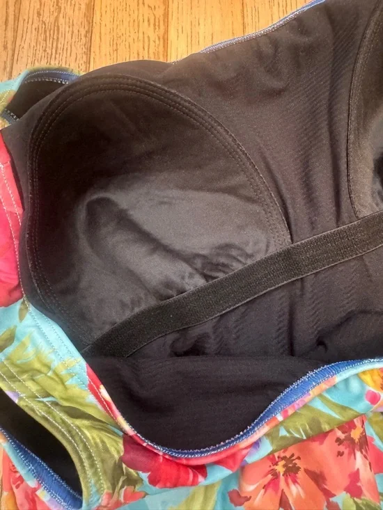 H2O Wear Tropical Hibiscus One Piece Swimsuit - Supportive Plus Size 3X/4X - Picture 9 of 13